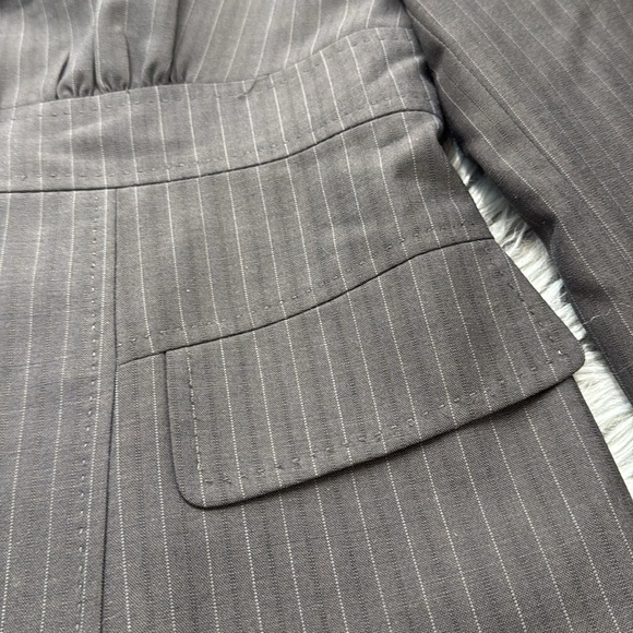 Anne Klein Gray Pinstripe Corset Laceup Lightweight Wool Blend Blazer, 4P - Picture 4 of 8